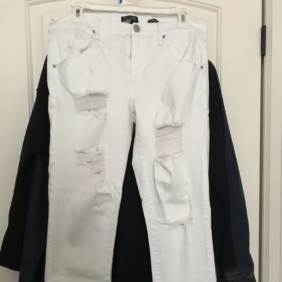 Women’s William Rast Tomboy Slim Jeans - Picture 1 of 7